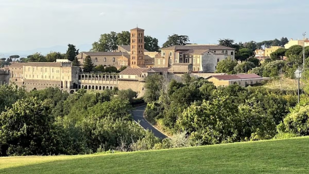 Grottaferrata by Night: tra mercatini, arte e spettacoli di strada